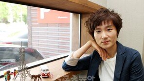 [단독] ‘코리아’ 현정화 선물, 리분희 못받아…“정화 마음 잘 안다”