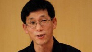 진중권, 이석기에 “너 따위 거취에 총투표를?” 비판