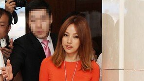 [SD포토] 이효리, 타이트한 초미니 볼륨감 넘쳐