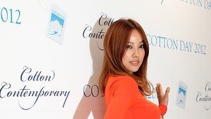 [SD포토] 이효리, 명품 각선미 과시 ‘자체발광’