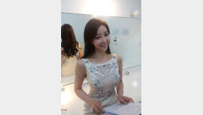 원자현 한손에 잡힐 듯한 허리, ‘완벽 몸매’