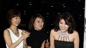 [포토] 절친도 놀랐다 ‘강유미, 주체할 수 없는 미모’