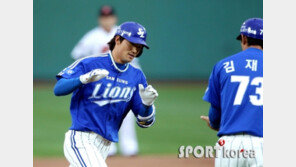 [포토] 김상수, 기분 좋은 선두 홈런