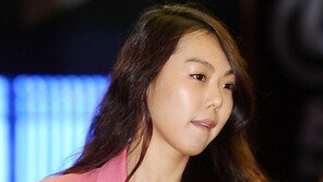 [SD포토] 김민희, 시크 벗고 청순미 폴폴~