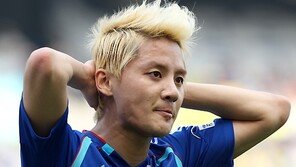 [SD포토] 김준수 ‘골이 너무 안터지네…’