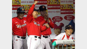 [김종건의 Let’s Go Baseball] 김응룡은 왜 덕아웃서 군기 잡았나?