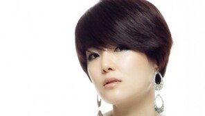 [연예 뉴스 스테이션] 애즈원 크리스탈, 두 살 연상 옛 매니저와 9월 화촉