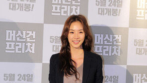 사희, ‘반전 원피스’로 아찔 각선미 ‘후끈’