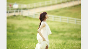 정용화, 소녀가수 ‘주니엘’ 음반 통해 프로듀서 데뷔