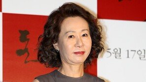  ‘돈의 맛’ 윤여정 “칸 한번 다녀오더니 대우가 달라지더라”