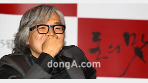 [SD포토] 임상수 감독 ‘故 장자연 사건, 충격적…’