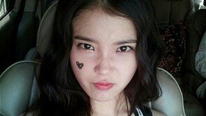 아이유 고양이 변신, “역시 아이유가 팬서비스는 최고”