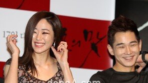 [SD포토] 김효진, 섹시한 이미지 버리고 ‘반전 애교’ 작렬