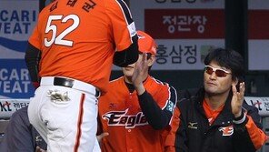 [포토] 박찬호 ‘태균이 멋있다~’