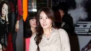 [포토] 채연, 中 찍고 다시 국내 리턴? 영화 나들이 ‘깜짝’