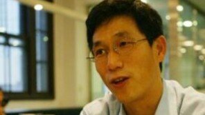 진중권 “이석기, 김재연 국회 입성시 보수 총공세 시작될 것”