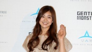 [연예 뉴스 스테이션] ‘위탄’ 권리세, 초등생 시절 방북 행사 참여 논란