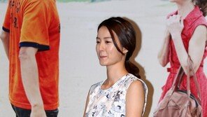 [SD포토] 정유미, 화사한 원피스로 ‘청순함 종결’