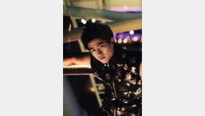 [연예 뉴스 스테이션] 택연, 멤버들과 팔씨름 하다 골절…입원 치료