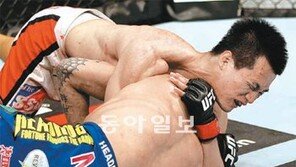‘브라보 초크’ 원더풀 좀비, 격투기스타 정찬성 美 UFC 3연승
