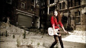 ‘여왕의 귀환’ 백지영, 굿보이-목소리 음원차트 1, 2위