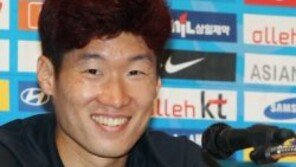 ‘귀국’ 박지성 “실망스러운 시즌 보냈다”