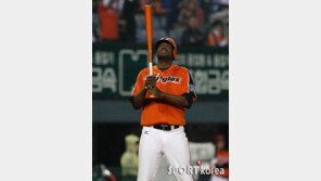 ‘타석에 선’ 바티스타, 블라디미르 게레로가 보여?