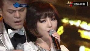 박진영 가인 컴백무대, “손깍지-포옹 ‘섹시 퍼포먼스’ 폭발”