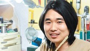 [O2/Life]이색 아티스트 두눈 씨 “순수함과 손톱은 비슷한 운명… 불편하단 이유로 맥없이 잘려”