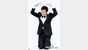 [포토] 정준하, 머리 위로 하트 ‘사랑합니다’