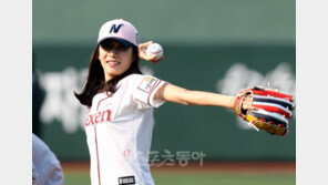 [포토] 황인영, 속구 130km 나올 기세