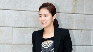 [포토] ‘정준하 하객’ 최송현, 과하지 않게 ‘하객패션 정석’