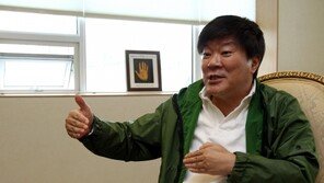 [Star Cafe] 김종학 “내 아이디어 창고는 만화방…밤새워 무협지 읽죠”