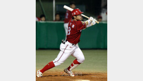 KIA 안치홍 햄스트링 부상…롯데전 선발 제외