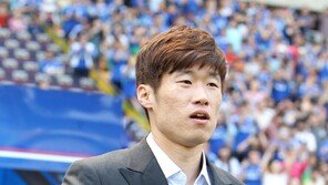 [포토] 박지성에게도 여성미가? 여자보다 ‘고운 손’ 깜짝