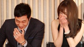 [SD포토] ‘선남선녀’ 소지섭-이연희, 훈훈한 미소