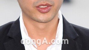 ‘미성년자 간음 혐의’ 고영욱, 구속 면했다..법원 영장 기각