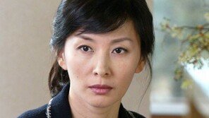 ‘이미숙, 17세 연하남과 부적절 관계’ 진실은?