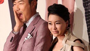 [SD포토] 이종혁-김정난, 장난스러운 연상연하 커플