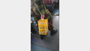 선임에게 찍힌 군인, “혹시 저 안에 들어 있을 수도…그렇다면 반전!”