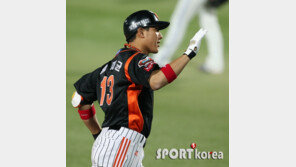 [포토] 황재균, 이틀 연속 홈런포 작렬