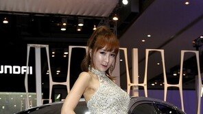 [포토] ‘자체발광’ 레이싱모델 민주, ‘우윳빛깔 허벅지’