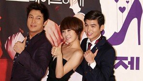 [SD포토] 박건형-김선아-이장우 ‘아이두 아이두 많이 사랑해 주세요~’