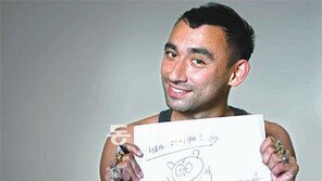 [Fashion]가가 외면받을 때 생고기드레스 입혀 ‘식상함’에 충격을 주다