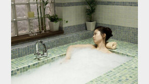 호러퀸 도전하는 박보영, 비밀스런 ‘목욕신’ 공개