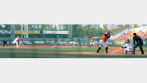 [베이스볼브레이크] 핵잠 맞혀서 잡고…괴물 힘으로 잡고