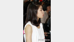 [포토] 김연아, 키스를 부르는 입술