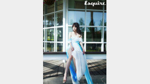 [포토] 홍수아, 인형같은 각선미 ‘반전몸매’ 올킬