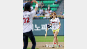 [포토] 레인보우 김지숙, 시타 후 아기 미소