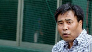 [김종건의 아날로그 베이스볼] “타의로 벗은 심판 마스크 6년…이젠 복귀 꿈 접었죠”